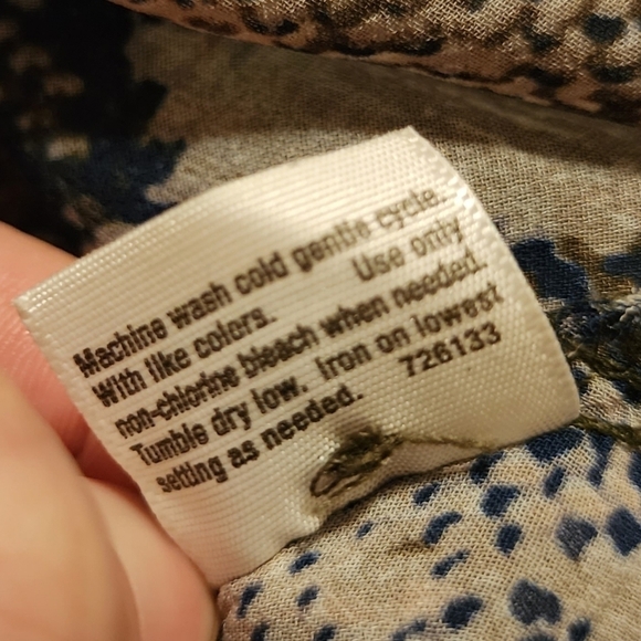 A.N.A. Snakeskin Print Sheer Henley Blouse Women's Small S Flowy Lightweight Top - Picture 6 of 6